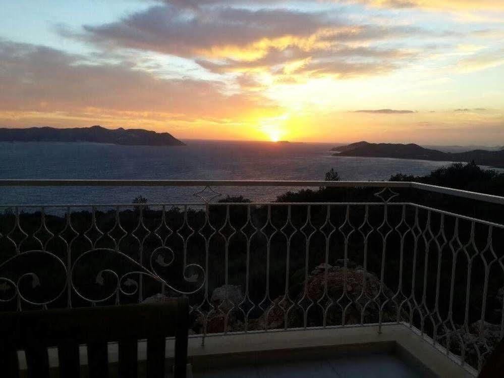 Derya Beach Apartment Kas Exterior photo
