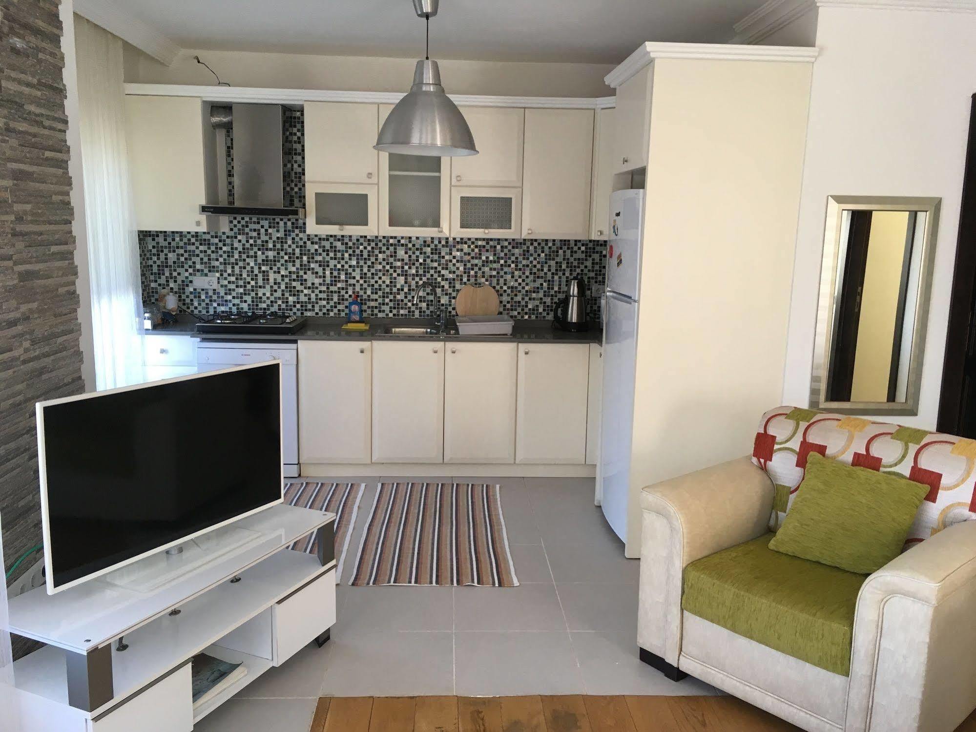 Derya Beach Apartment Kas Exterior photo