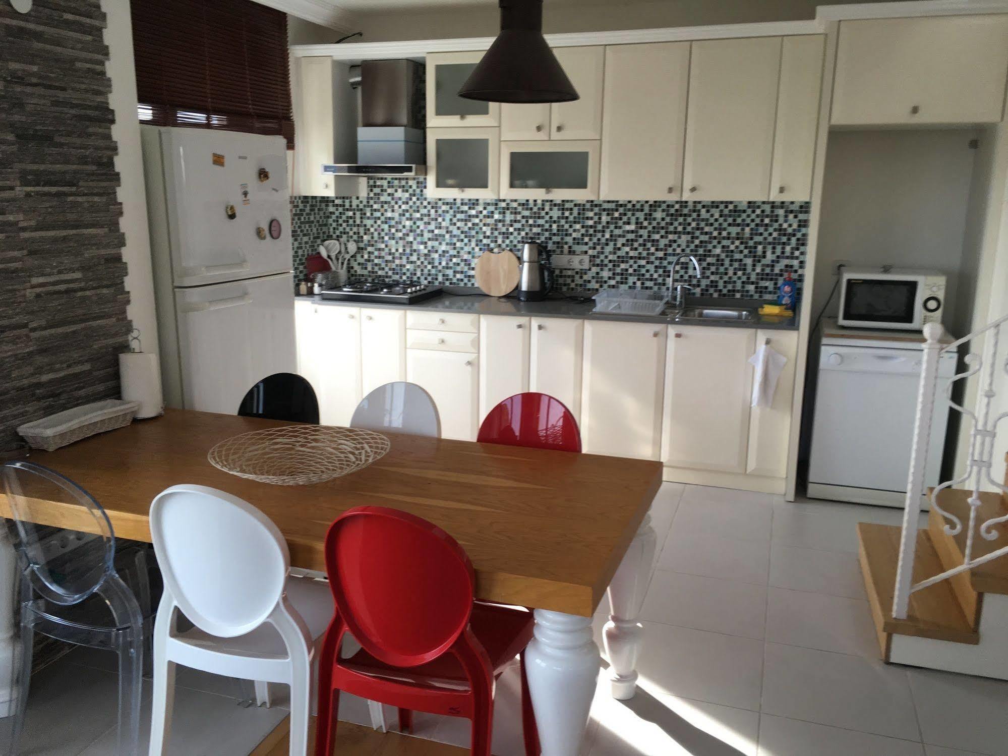 Derya Beach Apartment Kas Exterior photo
