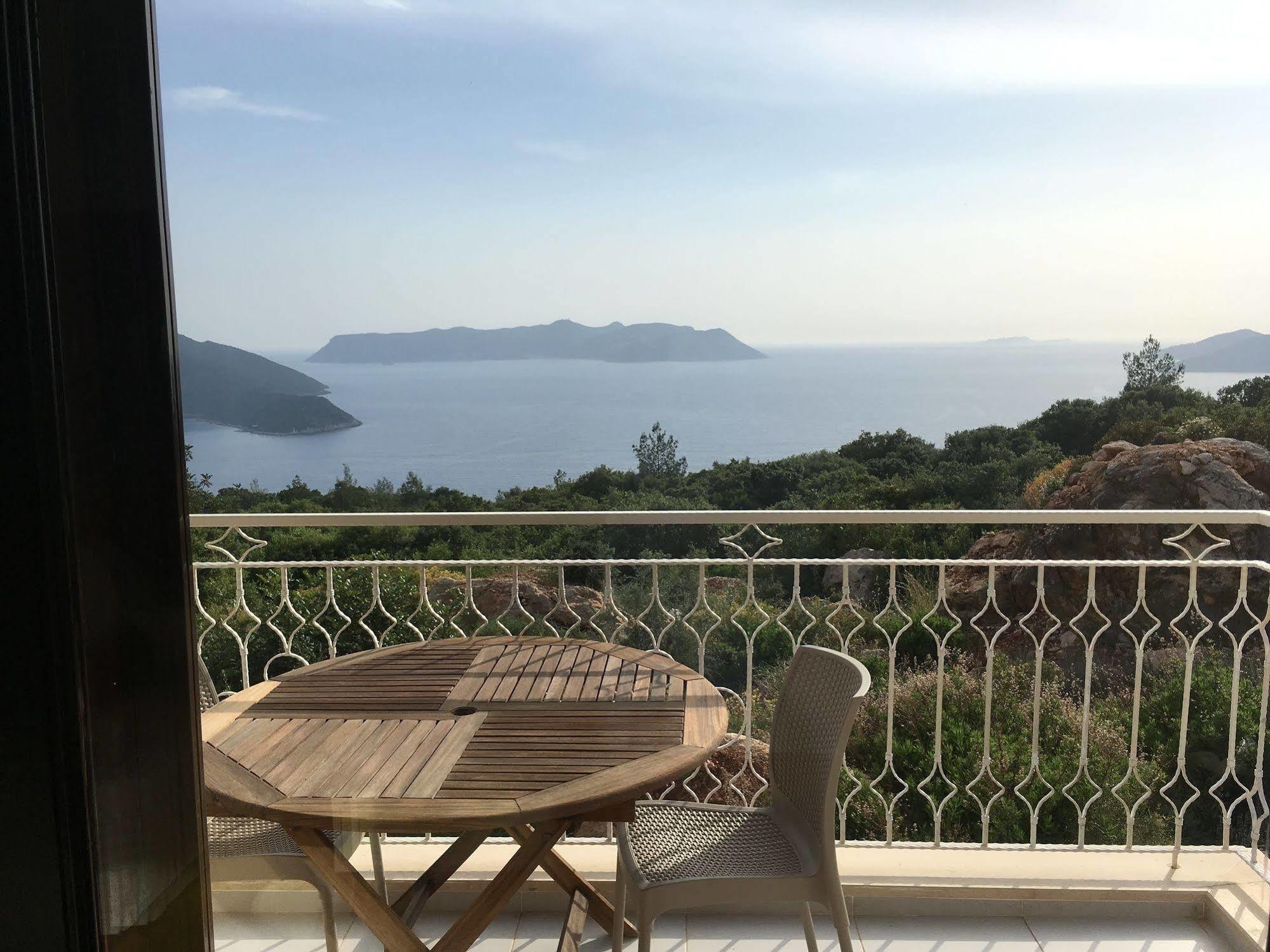 Derya Beach Apartment Kas Exterior photo